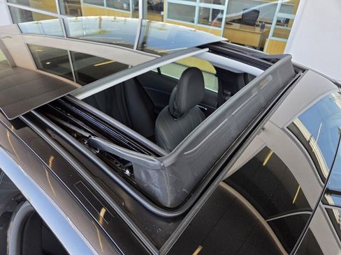 New 2026 Mercedes-Benz E 350 Sedan image 18