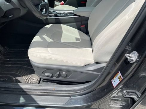 Used 2023 Hyundai Sonata SEL w/ Convenience Package FWD image 11