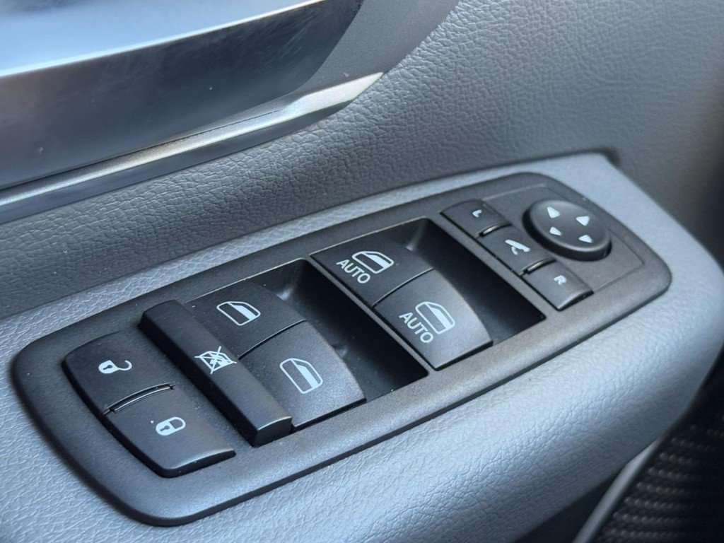 Used 2022 RAM 1500 Big Horn AWD/4WD image 25