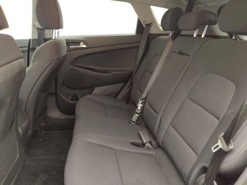 Used 2021 Hyundai Tucson SE FWD image 18