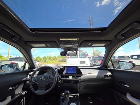 Used 2023 Lexus UX 250h FWD w/ Accessory Package (Z1) image 20