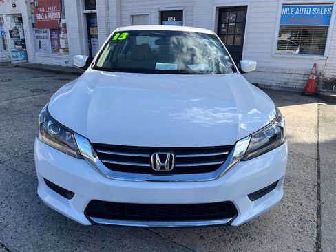 Used 2013 Honda Accord LX image 2