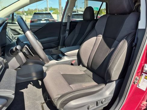 Used 2025 Subaru Outback Premium AWD/4WD image 25