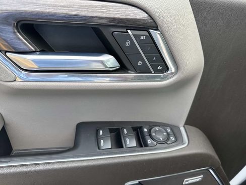 Used 2022 Chevrolet Silverado 1500 LTZ RWD image 20