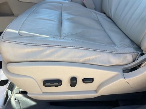 Used 2009 Ford Flex SEL image 23