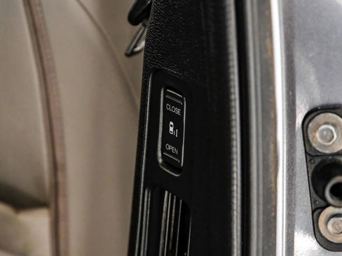 Used 2018 Honda Odyssey Touring image 35