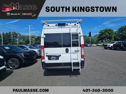Used 2021 RAM ProMaster 2500 w/ Convenience Group FWD image 4