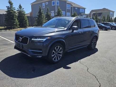 Used 2017 Volvo XC90 T6 Momentum w/ Vision Package AWD/4WD image 8
