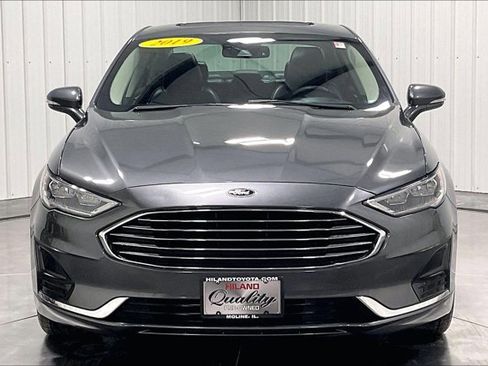Used 2019 Ford Fusion SEL image 2