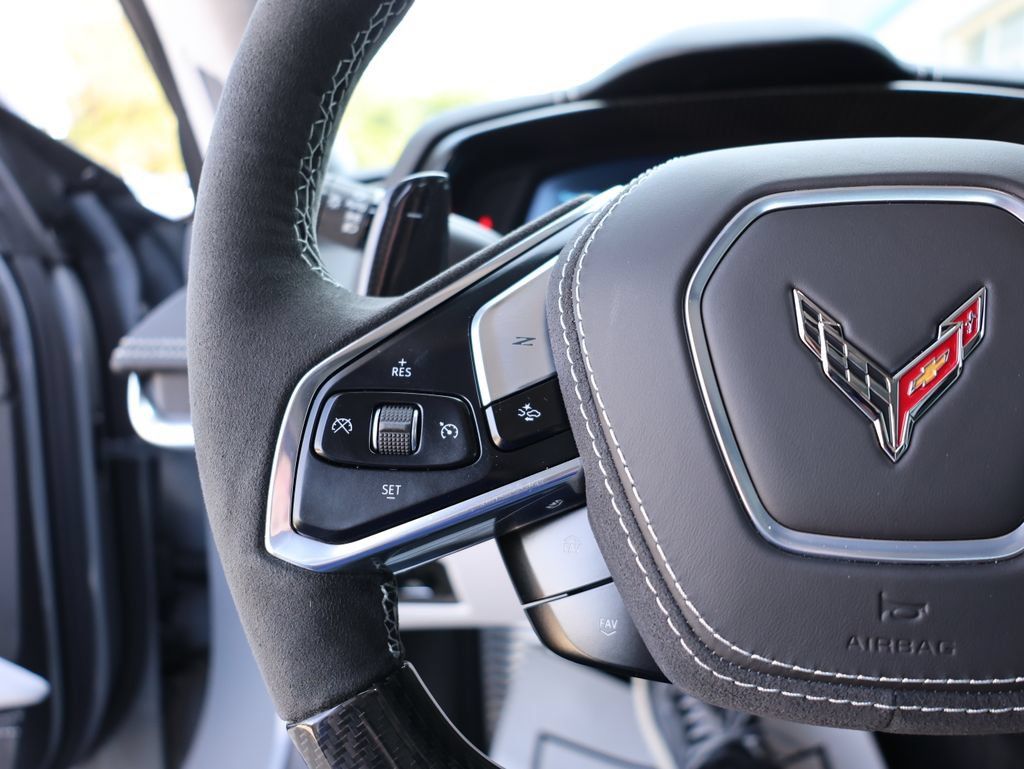Used 2025 Chevrolet Corvette Z06 w/ Z07 Performance Package RWD image 20