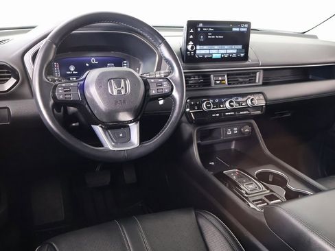 Used 2023 Honda Pilot Elite image 2