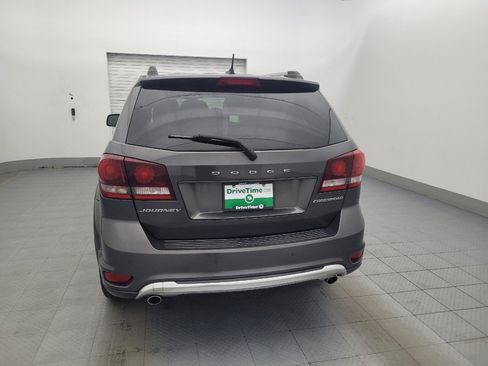 Used 2015 Dodge Journey Crossroad w/ Flexible Seating Group FWD image 6
