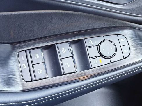 New 2026 Nissan Rogue SV w/ Cold Weather Package FWD image 20