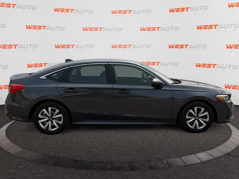 Used 2022 Honda Civic LX image 6