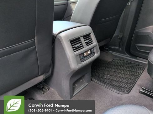 Used 2022 Volkswagen Atlas SEL AWD/4WD image 27