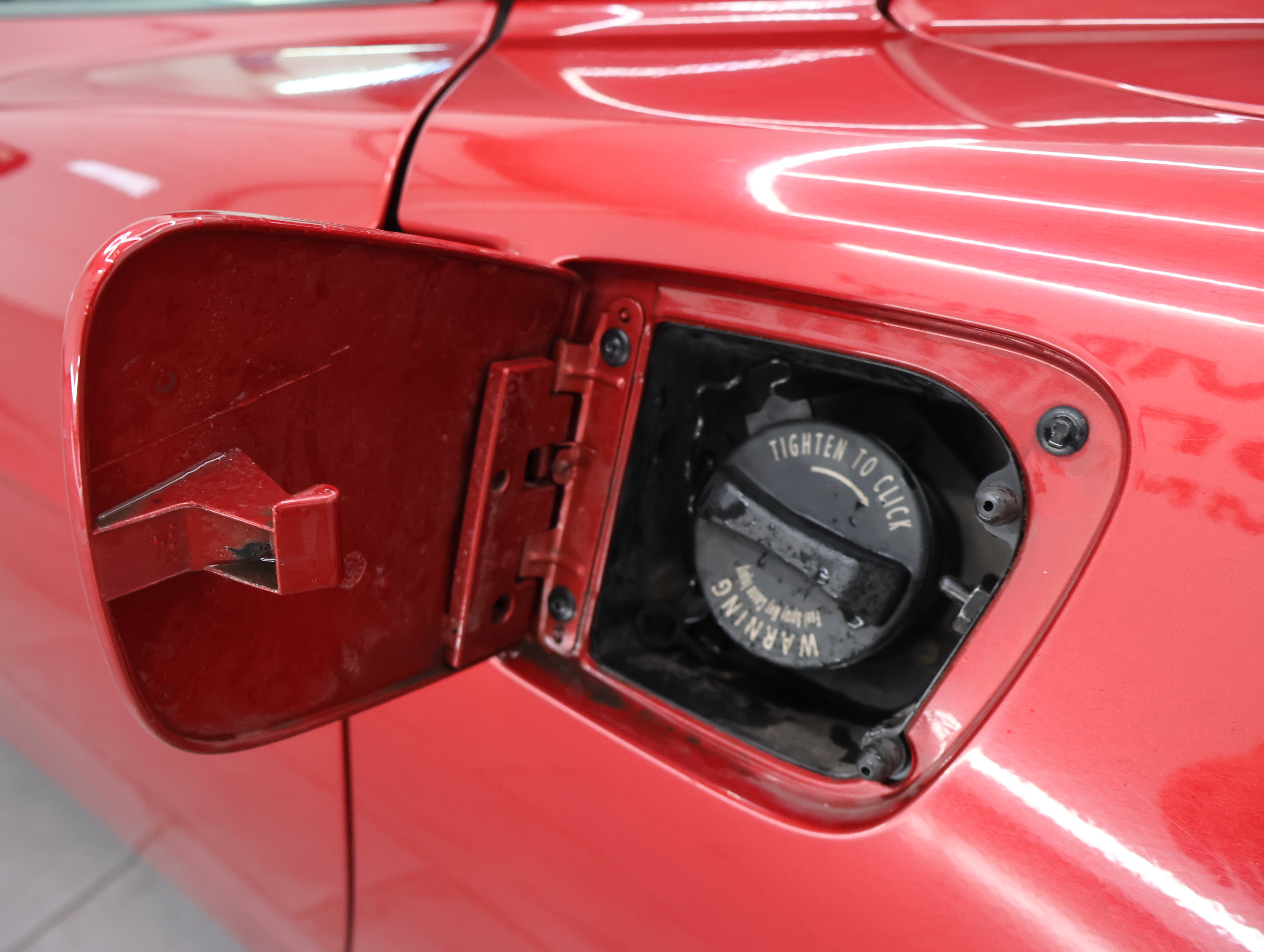 Used 2005 Chevrolet Corvette Coupe w/ Preferred Equipment Group RWD image 20