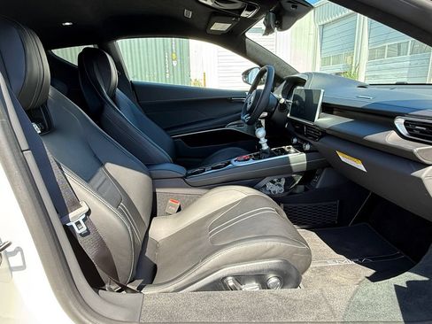 Used 2025 Lotus Emira RWD image 21