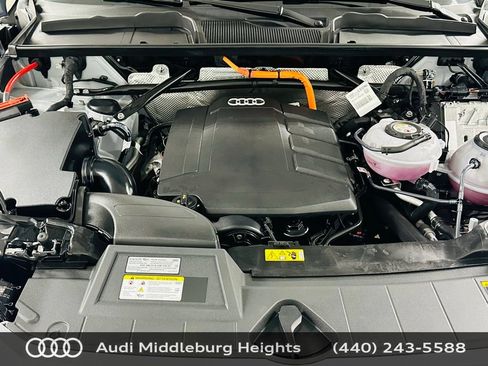 Certified 2024 Audi Q5 e Premium Plus AWD/4WD image 30