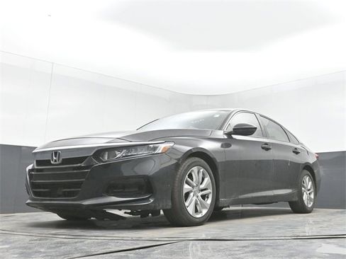 Used 2018 Honda Accord LX image 40