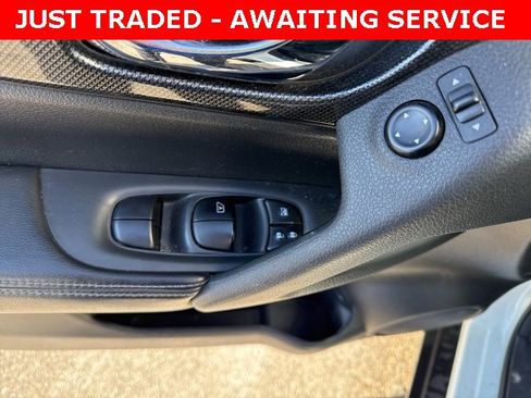 Used 2016 Nissan Rogue SL w/ SL Premium Package image 13