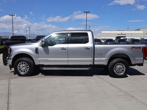 Used 2021 Ford F350 XLT w/ XLT Premium Package AWD/4WD image 3