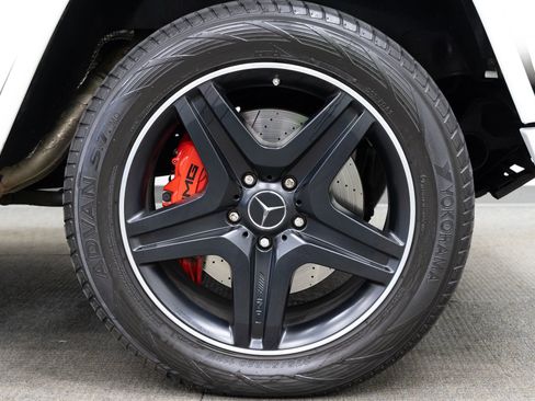 Used 2015 Mercedes-Benz G 63 AMG 4MATIC w/ PA6 Package image 23