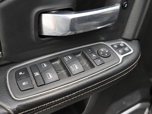 Used 2024 RAM 3500 Laramie w/ Night Edition AWD/4WD image 41
