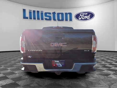 Used 2016 GMC Canyon SLE w/ Nightfall Edition image 3