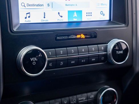 Used 2019 Ford Expedition Max Platinum image 28