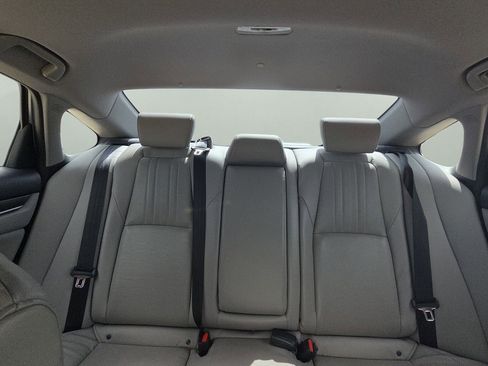 Used 2018 Honda Accord EX-L image 12