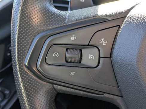 Used 2022 Chevrolet Bolt LT image 21