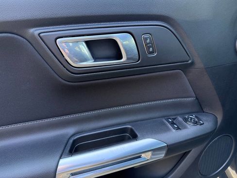 Used 2023 Ford Mustang Coupe RWD image 22