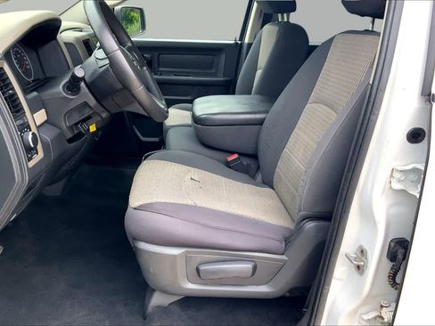 Used 2011 RAM 1500 ST w/ ST Popular Equipment Group AWD/4WD image 7