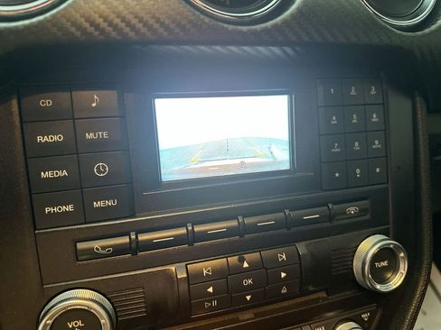 Used 2017 Ford Mustang Coupe RWD image 17