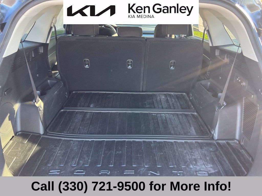 Certified 2022 Kia Sorento LX AWD/4WD image 49