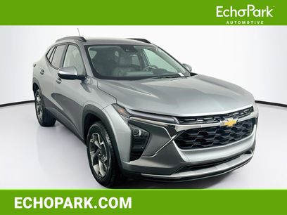 Used 2025 Chevrolet Trax LT