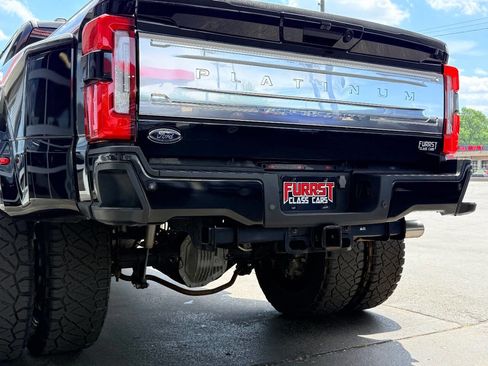 Used 2023 Ford F450 Platinum w/ FX4 Off-Road Package AWD/4WD image 8