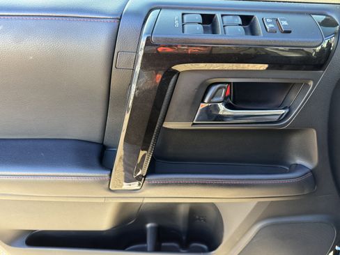 Certified 2022 Toyota 4Runner TRD Off-Road Premium w/ Moonroof Package image 9