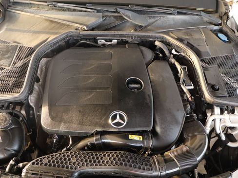 Used 2019 Mercedes-Benz C 300 4MATIC Sedan image 59