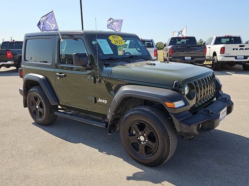 Used 2021 Jeep Wrangler Sport AWD/4WD image 10