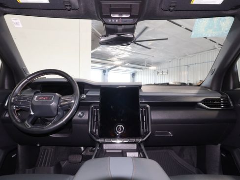Used 2024 GMC Acadia AT4 w/ Luxury Package AWD/4WD image 29