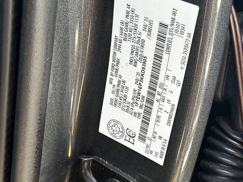 Used 2019 Ford F150 XLT w/ Equipment Group 302A Luxury AWD/4WD image 27