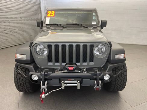 Used 2023 Jeep Wrangler Sport AWD/4WD image 8