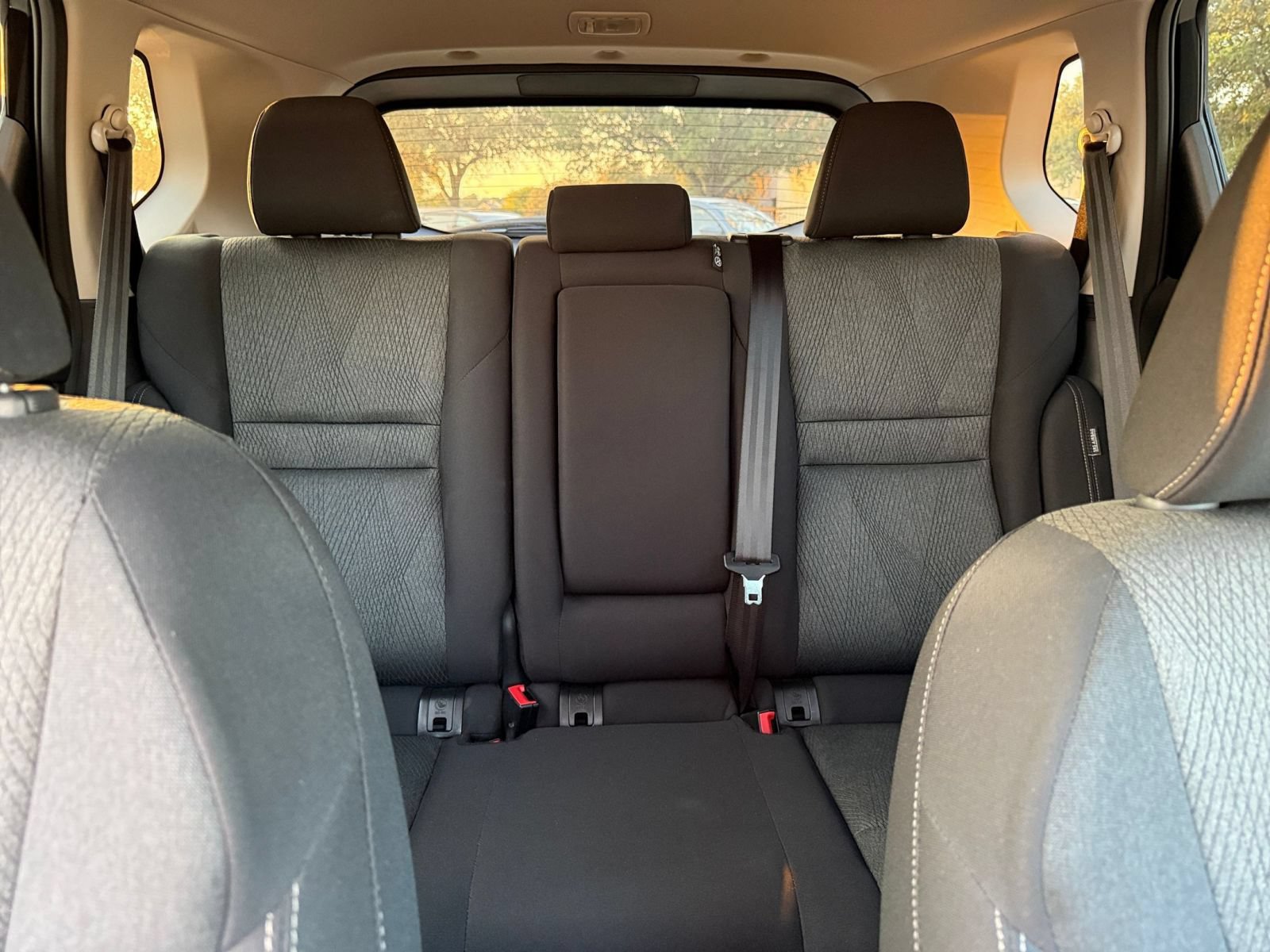 Used 2026 Nissan Rogue SV FWD image 38