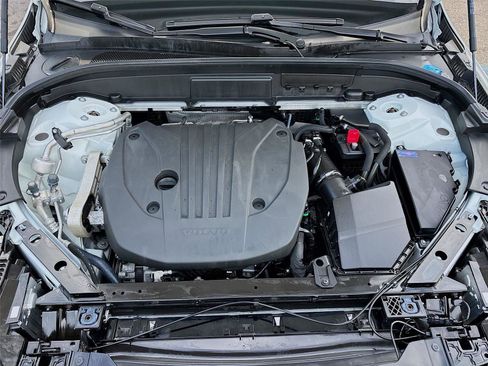 Used 2023 Volvo XC60 B5 Plus w/ Protection Package Premier image 33