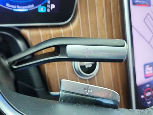 Used 2022 Mercedes-Benz EQS 450+ Sedan image 42