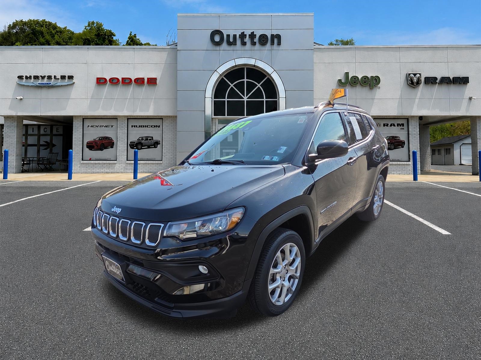 Certified 2022 Jeep Compass Latitude AWD/4WD image 8