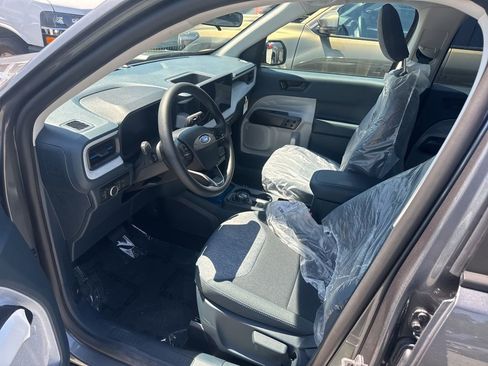 Used 2026 Ford Maverick XLT image 4