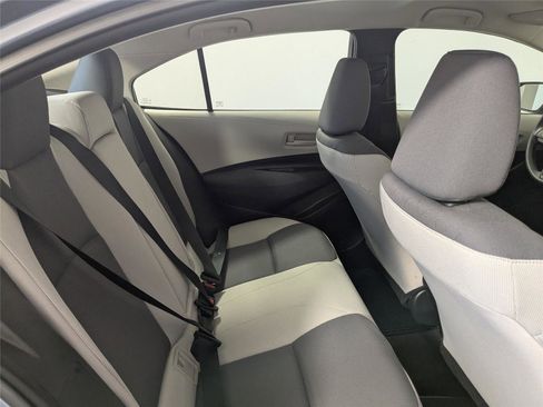 Used 2024 Toyota Corolla LE w/ LE Convenience Package image 21
