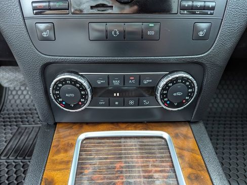 Used 2014 Mercedes-Benz GLK 350 4MATIC image 25